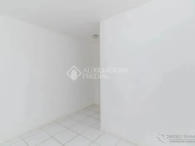 Imagem 9: Casa com 02 Dormitórios, Sendo 01 Suíte, Living 02 Ambientes