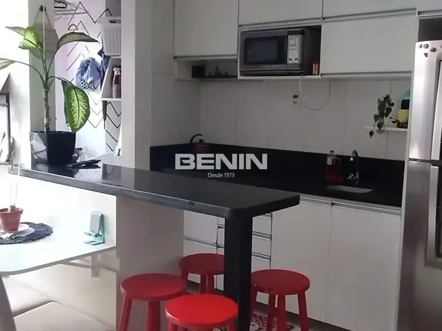 Imagem 5: Apartamento Semi- Mobiliado, Dois Dormitórios, Vaga Coberta no Condomínio Village