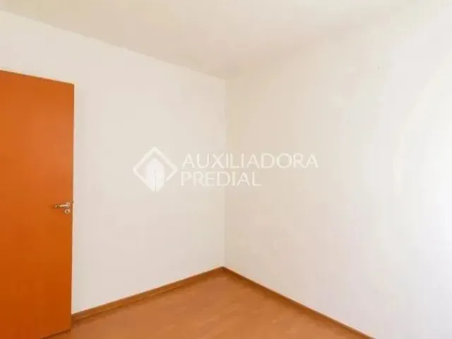 Imagem 15: Aluga Apartamento de 46M², 02 Quartos Confortáveis. Condominio Conta com Elevador