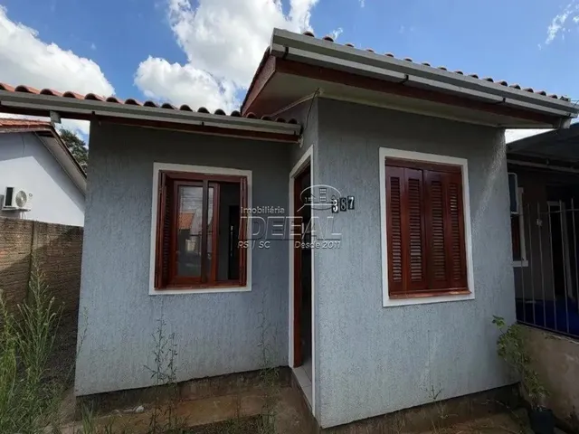 Imagem: Casa para Locação, 2 Quartos, 2 Vagas