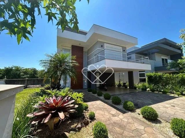 Imagem 2: Casa Moderna e Sofisticada com Ampla Área no Alphaville Gravataí