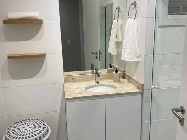Imagem 2: Apartamento de 2 Quartos, Disponível para Locação de Temporada na Zona Nova de Capão