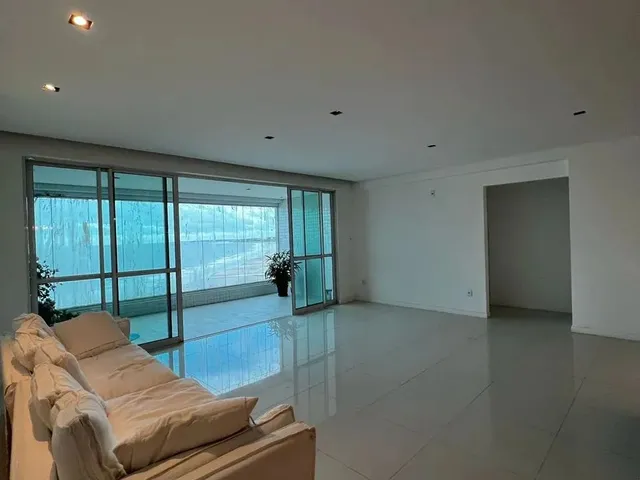 Imagem 1: Apartamento na Ponta do Farol com 193M2