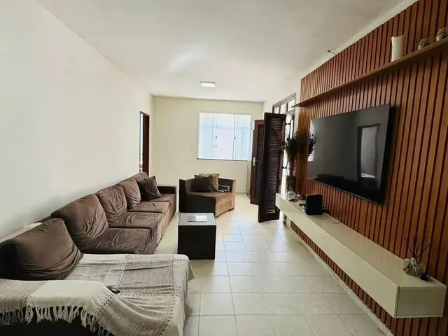Imagem 1: Casa Solta para Venda no Anil