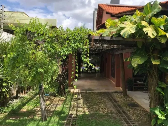 Imagem 2: Casa - Quintas do Calhau (Alterosa