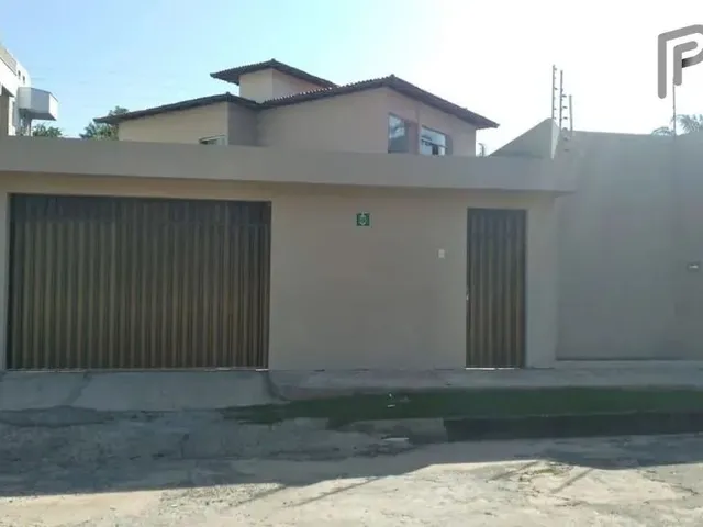 Imagem: Casa Duplex com 4 Dormitórios (3 Suítes