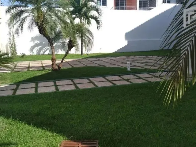 Imagem 5: Casa Duplex com 4 Dormitórios (3 Suítes - com Varanda e Closet) À Venda por R$ 1