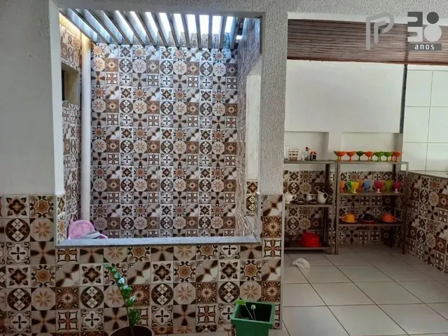 Imagem 10: Casa À Venda - 3 Dormitórios (1 Suíte) - 250 M² por R$ 400.000,00 - Habitacional