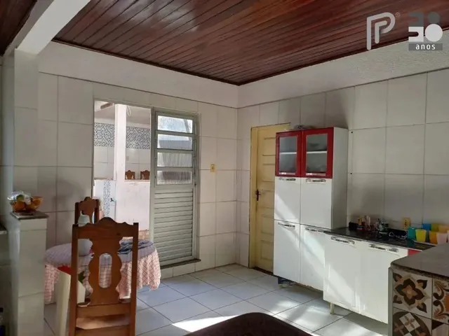 Imagem 8: Casa À Venda - 3 Dormitórios (1 Suíte) - 250 M² por R$ 400.000,00 - Habitacional