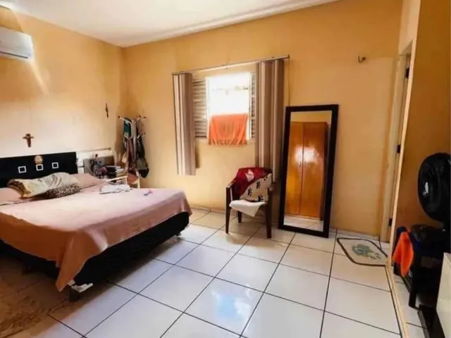 Imagem 3: 07- Casa no Anjo da Guarda