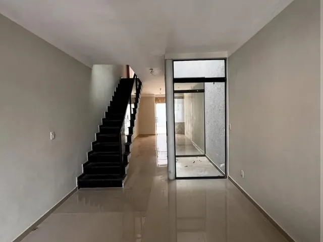 Imagem 13: Imóvel na Av. dos Holandeses