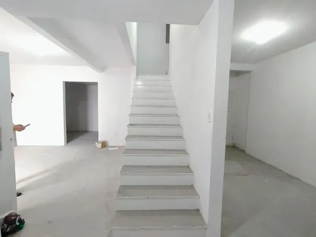 Imagem 16: Casa Duplex com 9 Ambientes com Recepção na Cohab