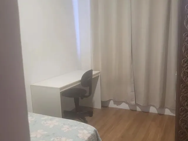 Imagem: Quarto Centro Fpolis P Moça Estudant Curso