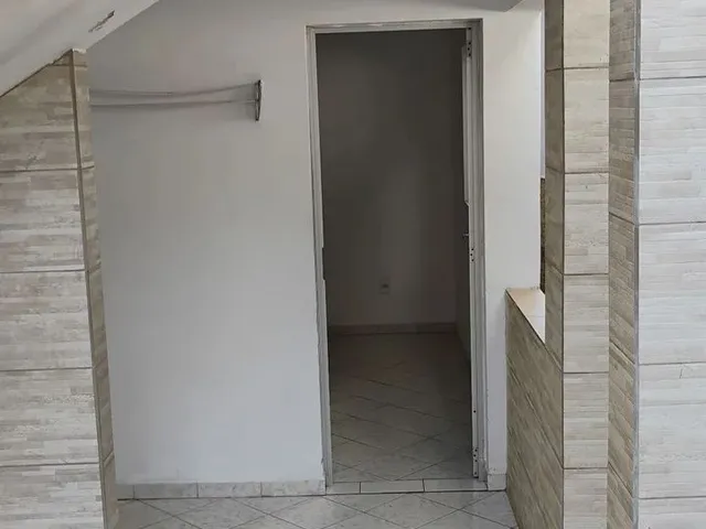 Imagem: Casa para Alugar no Bairro Agronômica