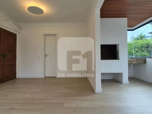 Imagem 2: Apartamento de 3 Quartos Semi Mobiliado no Centro