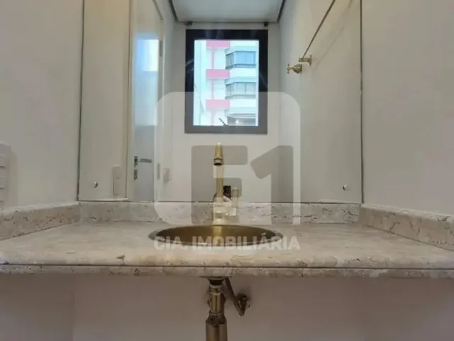 Imagem 16: Apartamento de 3 Quartos Semi Mobiliado no Centro