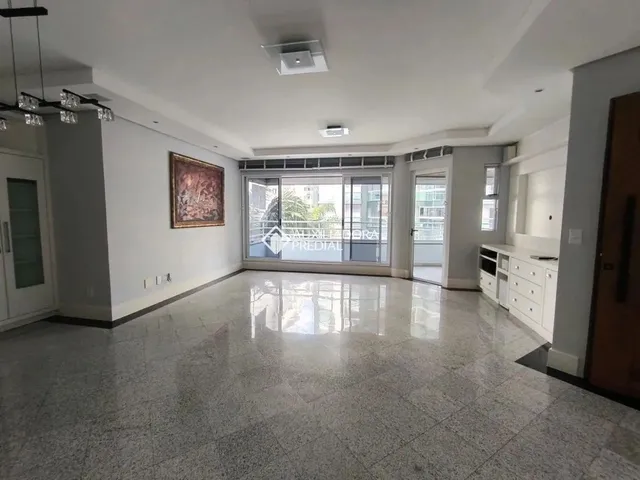 Imagem 15: Apartamento para Aluguel no Centro: 3 Dormitórios, Suíte com Closet, Sacada e 2 Vagas