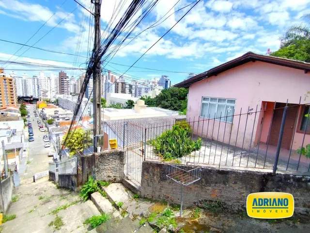 Imagem: Casa Piso Superior com 3 Dormitórios para
