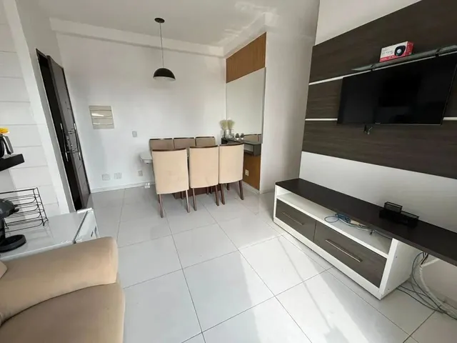 Imagem: O apartamento possui 2 Dormitórios, 1 Suíte, 2 Banheiros,