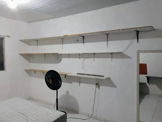 Imagem 2: Casa no Monte Sinai, no Manoa com 3 Quartos!!