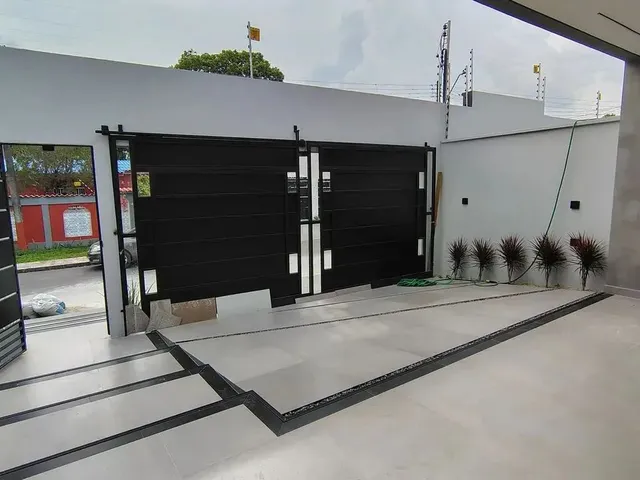 Imagem 4: Venda Belíssima Casa em Via Pública no Parque Dez de Novembro R$1.110.000,00