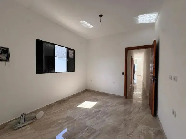 Imagem 5: Imóvel Bem Localizado na Av Torres, Prox a Havan! Vendo com Urgência