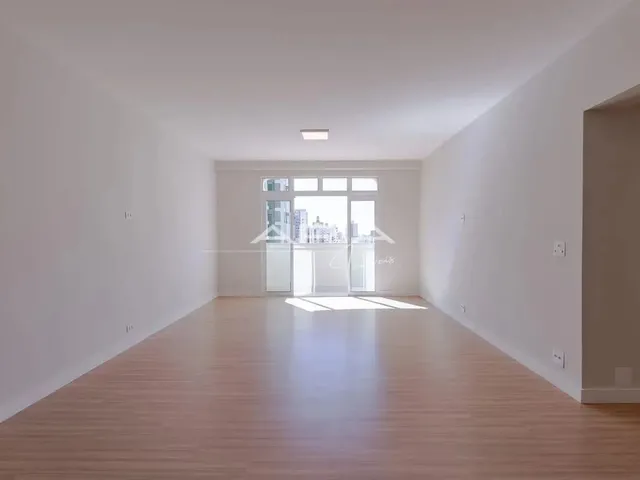 Imagem 13: Apartamento À Venda no Edifício D. João Vi, no Centro de Londrina Pr