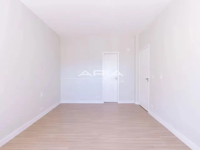 Imagem 4: Apartamento À Venda no Edifício D. João Vi, no Centro de Londrina Pr
