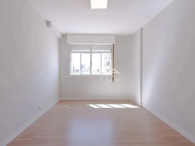 Imagem 2: Apartamento À Venda no Edifício D. João Vi, no Centro de Londrina Pr