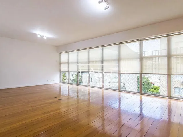 Imagem: Apartamento com 3 Dormitórios para Alugar