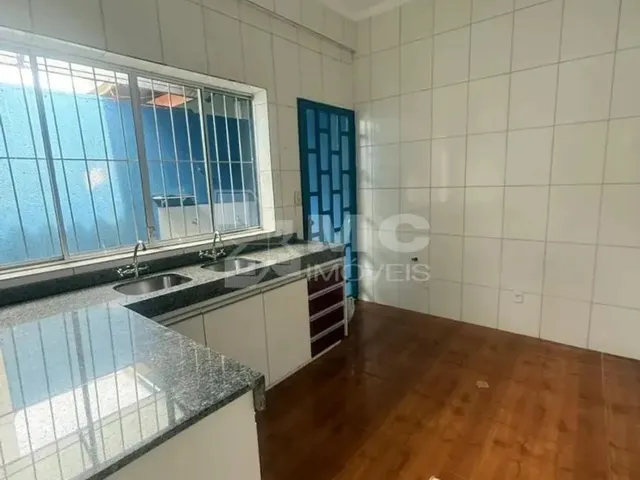 Imagem: Casa 2 Quartos com Garagem Coberta no Setor