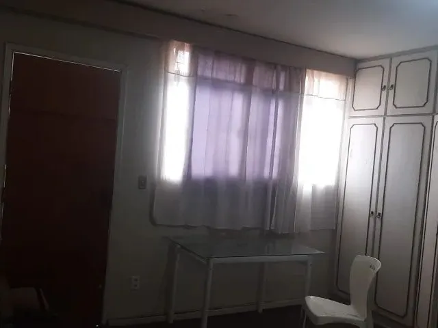 Imagem 6: Quarto para Rapaz. Ambiente Familiar. Setor Sul, Próximo À Praça Cívica