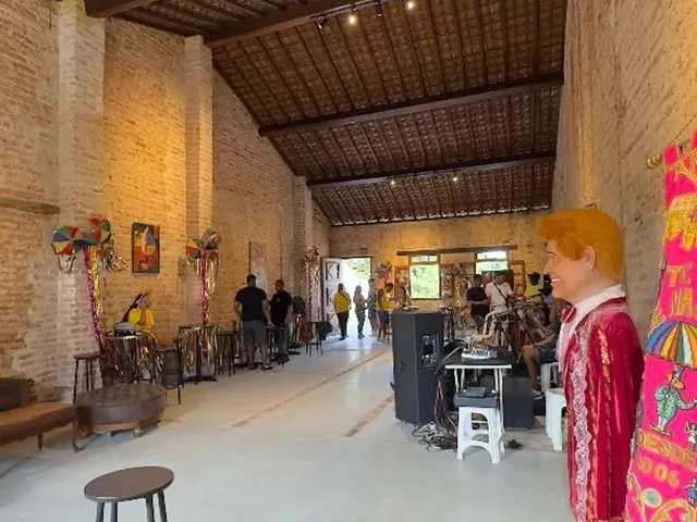 Imagem 2: Alugo Carnaval 2026 em Olinda | Casarão Centenário no Largo do Amparo