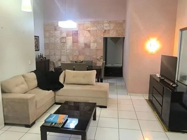 Imagem 3: Casa Mobiliada 206 Sul, Centro - 3 Quartos Sendo 2 Suítes com 4 Vagas de Estacionamento