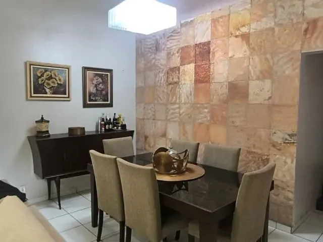 Imagem 2: Casa Mobiliada 206 Sul, Centro - 3 Quartos Sendo 2 Suítes com 4 Vagas de Estacionamento
