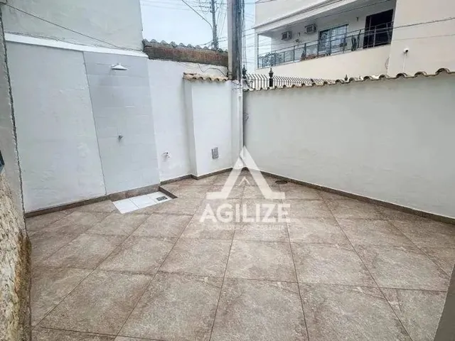 Imagem 13: Casa com 2 Dormitórios À Venda, 105 M² por R$ 380.000,00 - Centro - Macaé/Rj