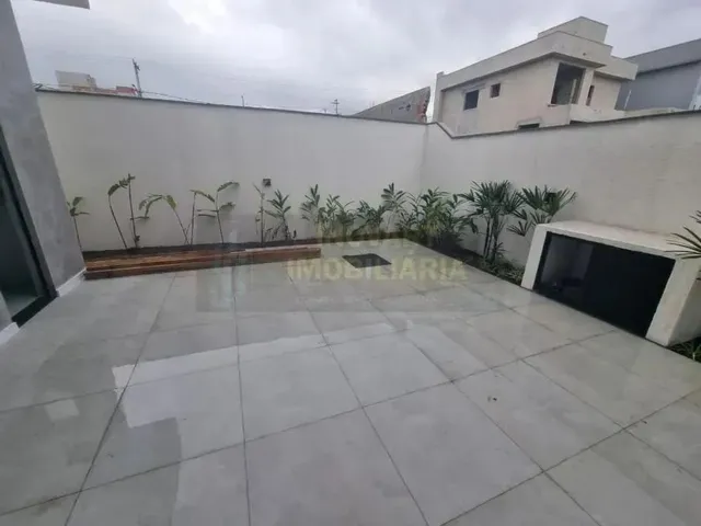 Imagem 2: Casa Linear Dentro do Condomínio Viverde1 com 3 Quartos Sendo 2 Suítes