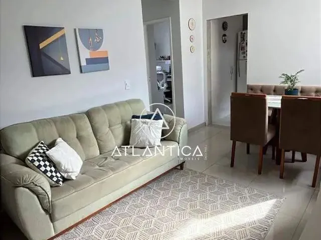 Imagem: O apartamento possui 2 Dormitórios, 1 Banheiro, 1 Vaga na