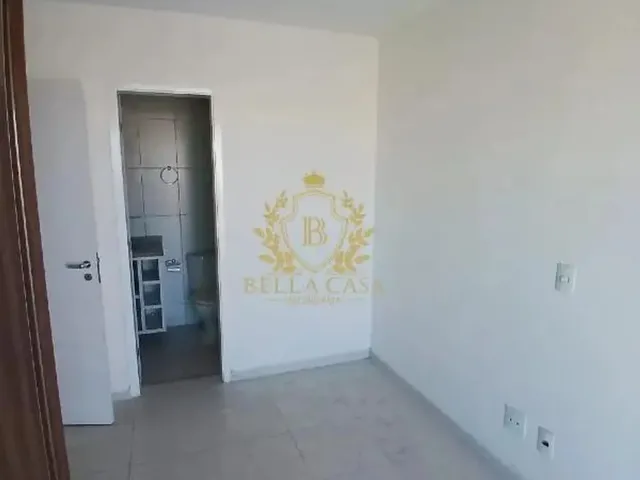 Imagem 3: Cobertura Duplex com Varandas e Churrasqueira À Venda por R$ 750.000,00