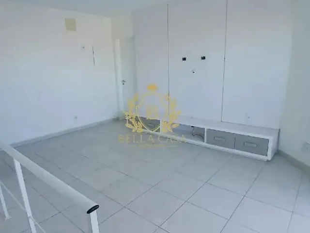 Imagem 14: Cobertura Duplex com Varandas e Churrasqueira À Venda por R$ 750.000,00