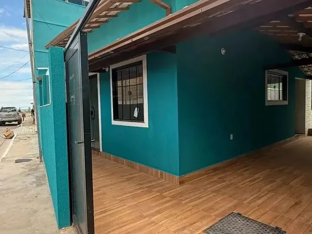Imagem: Casa Localizada a 100Metros da Praia em