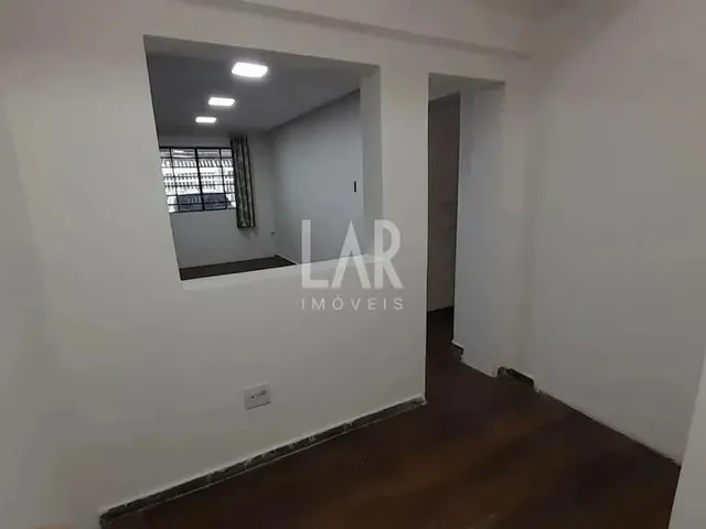 Imagem 13: Casa para Aluguel, 4 Quartos, 1 Suíte, 1 Vaga, Floresta - Belo Horizonte/Mg