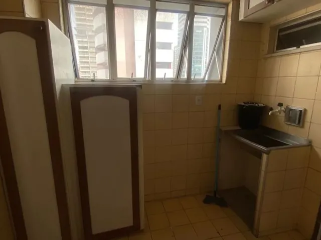 Imagem 6: Apartamento para Venda em Belém, Batista Campos, 3 Dormitórios, 1 Suíte, 2 Banheiros, 1