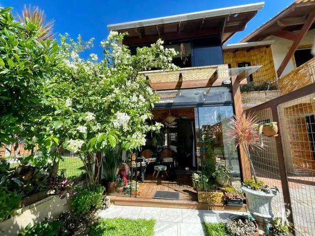 Imagem: Duplex/Geminado 2 Dormitórios - Bairro