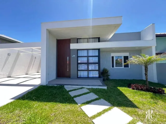 Imagem 3: Casa Alto Padrão Mobiliada e com Piscina em Imbé/Rs