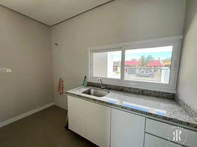 Imagem 10: Casa Alto Padrão Mobiliada e com Piscina em Imbé/Rs