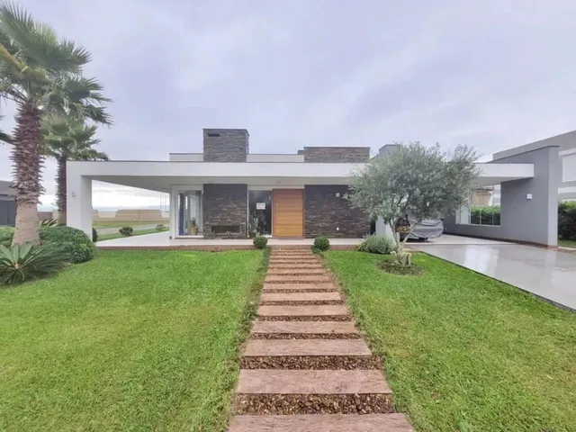 Imagem: Casa em Condomínio À Venda em Atlântida