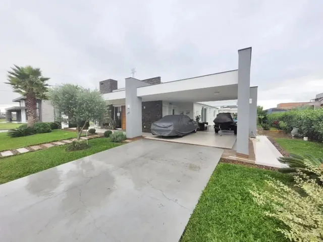 Imagem 8: Casa em Condomínio À Venda em Atlântida Sul, Osório - Mobiliada e com Hidromassagem