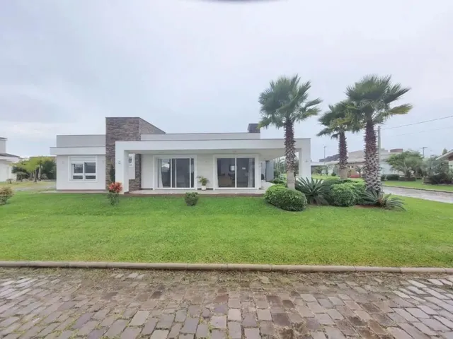 Imagem 12: Casa em Condomínio À Venda em Atlântida Sul, Osório - Mobiliada e com Hidromassagem
