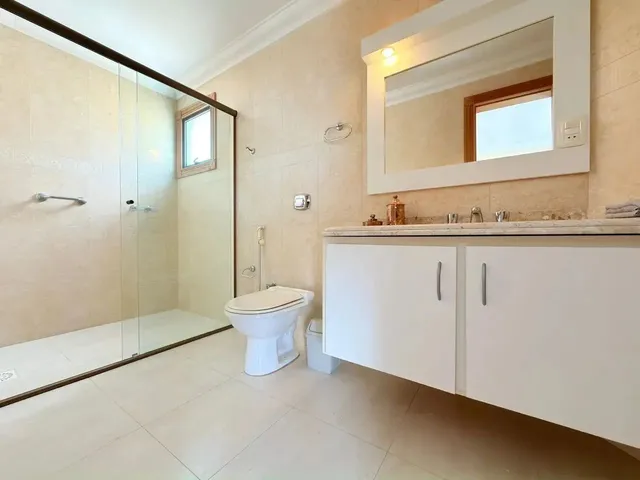 Imagem 5: Apartamento Leste e Norte, com 200 M2 Privativos. Vista Definida para o Mar e Praça Do